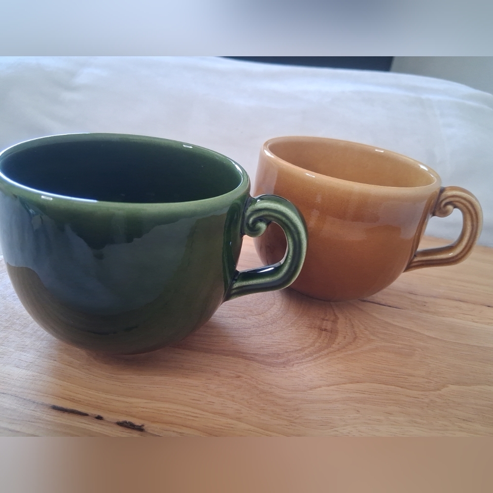 Pier 1 Imports Ceramic Coffee Mugs/Cups Green Brown Made In Italy